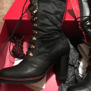 Jenniferle  Black Expeditions. Size 41=US 10.